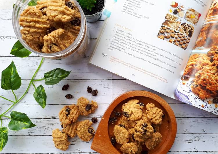 Resep Crunchy Oatmeal Raisin Cookies Anti Gagal