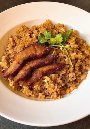 Hình của món Cơm Chiên Thập Cẩm (Tỏi, Trứng, Thịt Xá Xíu).