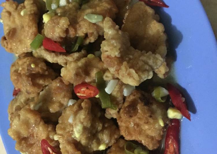 Ayam tepung saus lemon madu