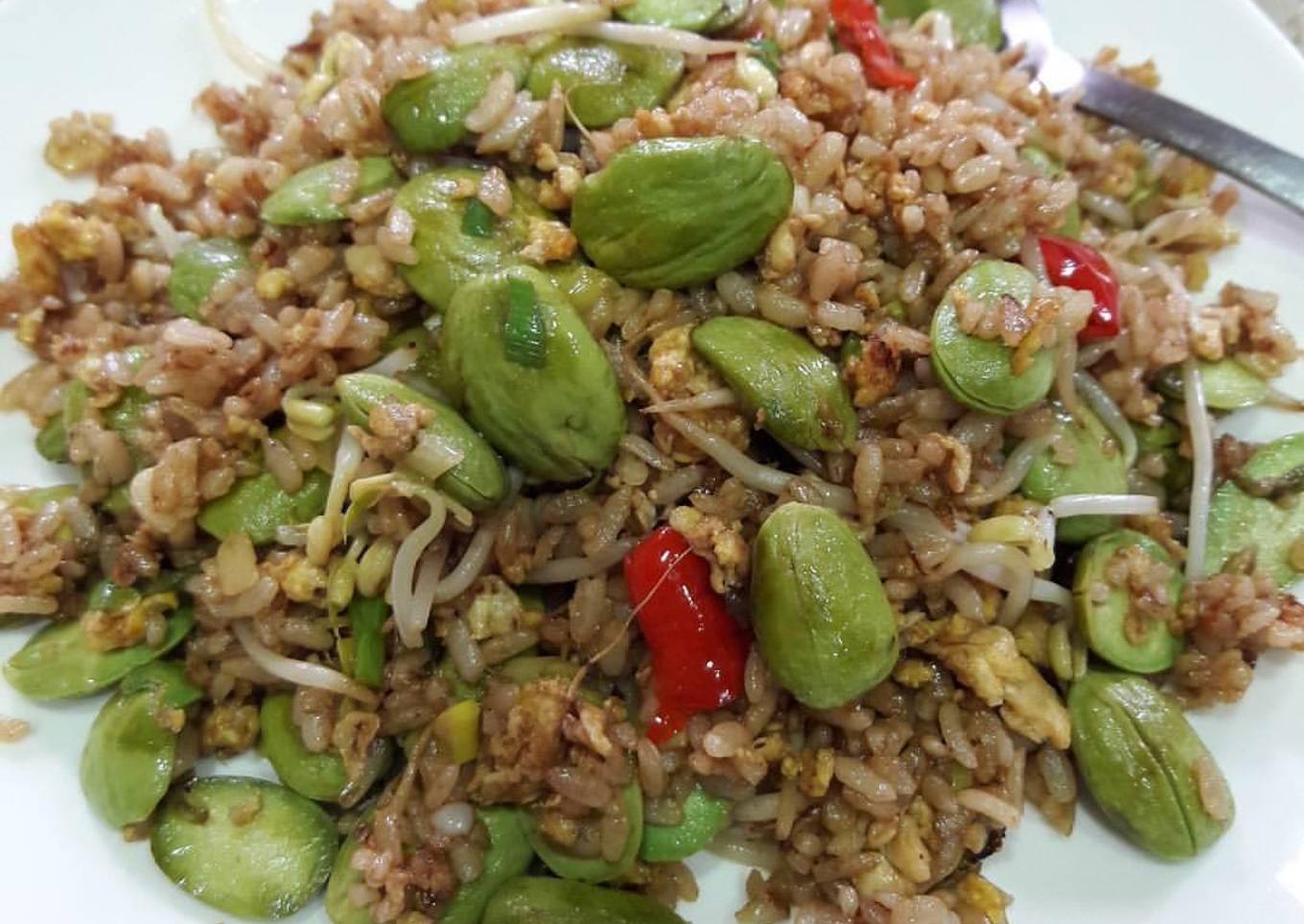 Nasi goreng pete toge