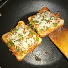 Break Pizza (Snacks) A picture of Break Pizza (Snacks).