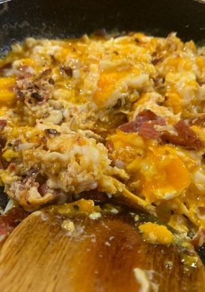 Una foto de Huevos Con Tocino de Pavo