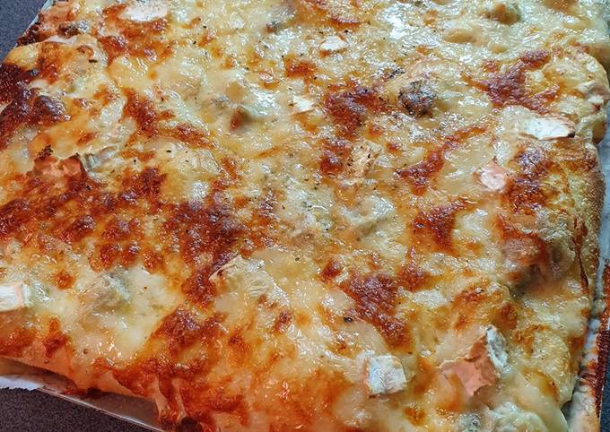 Méthode la plus simple pour Préparer  Super Rapide Fait Maison Pizza fromagère