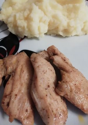 Sült csirkemellcsíkok recept fotója