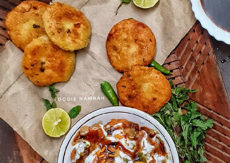 Simple Way to Prepare Super Quick Homemade Aloo tikki chaat