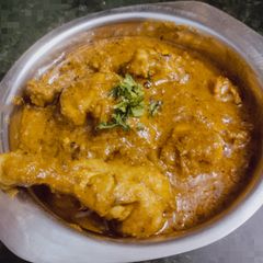 A picture of Chicken lababdar.