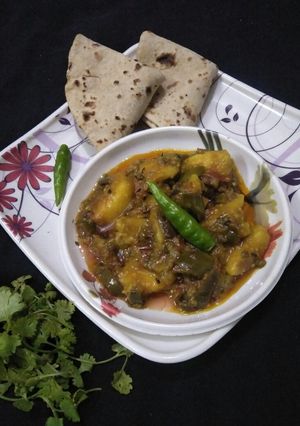 बैंगन मसालेदार (Baingan Masaledar recipe in hindi) रेसिपी मुख्य फोटो