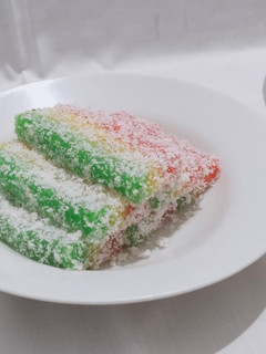 Foto resep Kue lapis singkong (sentiling)