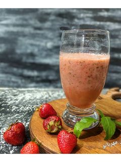 عکسی از دستور اسموتی توت فرنگی و گوجه سبز (آلوچه)