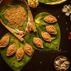 A picture of Nolen gurer sondesh.