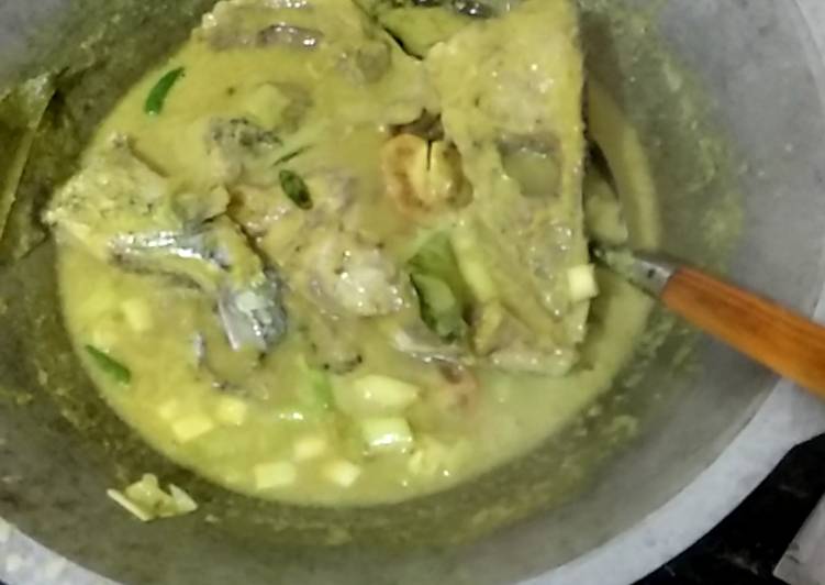 Langkah Mudah untuk Membuat Masak kuning kepala ikan kakap, Anti Gagal