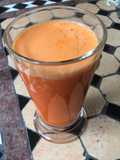 Jugo de piña y zanahoria