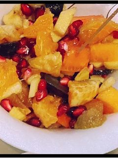 मिक्स फ्रूट चाट (Mix fruit chaat recipe in hindi) रेसिपी मुख्य फोटो