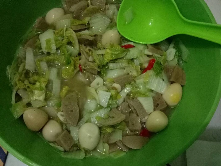 Cara Mudah Menyiapkan Resep Tumis sawi putih pentol puyuh yang Bikin Ngiler Anti Ribet, Sempurna