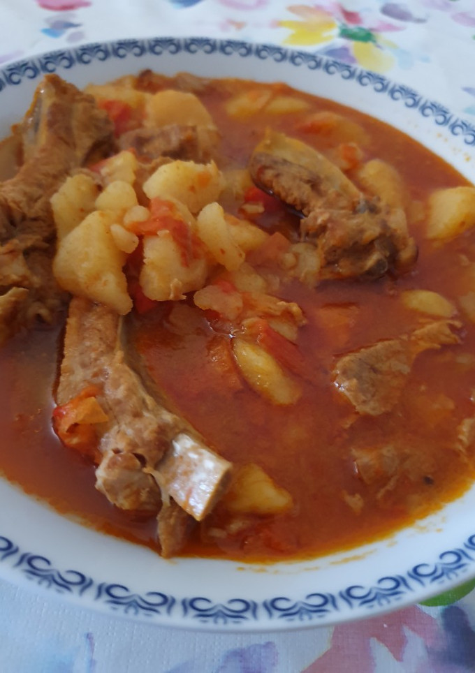 Una foto de Costilla con patata