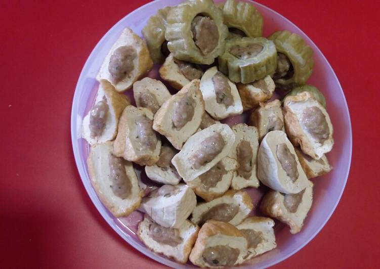 Yong tahu / nyiong tofu + pare Yong tahu / nyiong tofu + pare