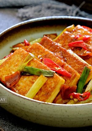 蔥燒豆腐 - 軟嫩鹹香好入味 的食譜成品照片