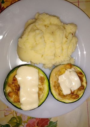 Una foto de Zapallitos rellenos