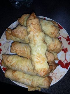 صورة لوصفة خبز التورتيلا بحشوة الدجاج والجبنة الشيدر طعم رووعة ☺ 😋 😋