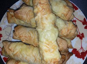 صورة لوصفة خبز التورتيلا بحشوة الدجاج والجبنة الشيدر طعم رووعة ☺ 😋 😋