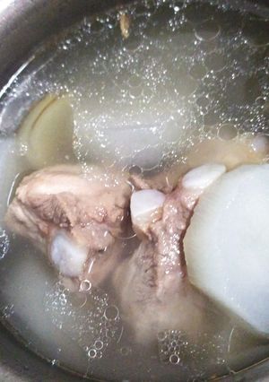 蘿蔔排骨湯 的食譜成品照片