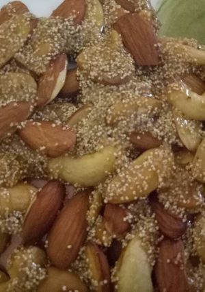 A picture of Dry fruit chikki.