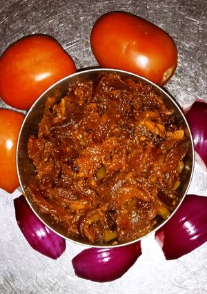 प्याज और टमाटर की सब्जी(pyaz aur tamatar ki sabzi recipe in hindi) रेसिपी मुख्य फोटो