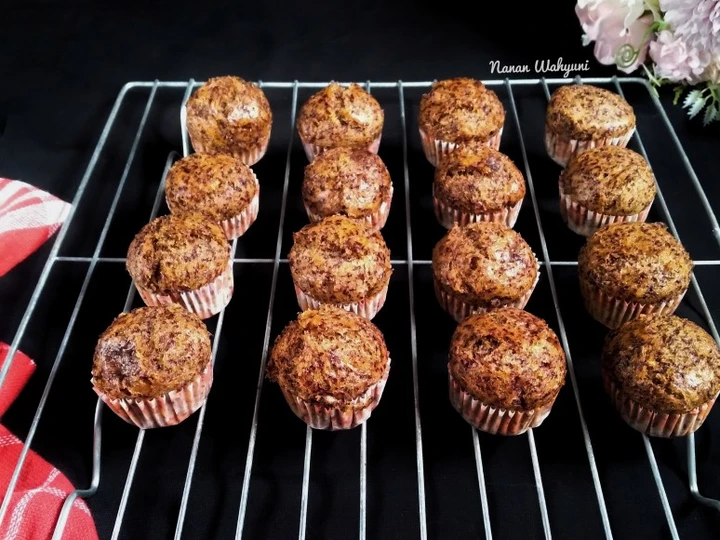 Cara Simple Membikin Resep  Eggless Muffin Banana (Bolu pisang kukus tanpa telur) No mixer yang Enak Banget, Enak Banget