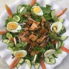 A picture of Egg plant salad.