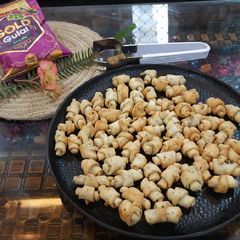 A picture of Croissants Mathri.