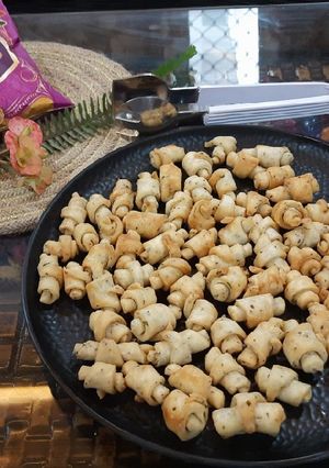 A picture of Croissants Mathri.