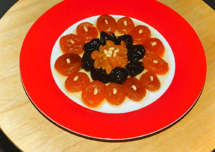 Créer des étapes Tajine aux fruits secs Délicieux garanti