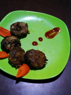 A picture of Carrot fritters.