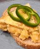 Tortilla de patata con cebolleta, ajo y pimiento verde (Receta de conri)