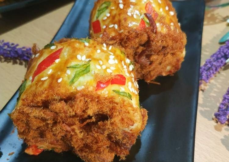Floss Roll (Roti Gulung Abon)