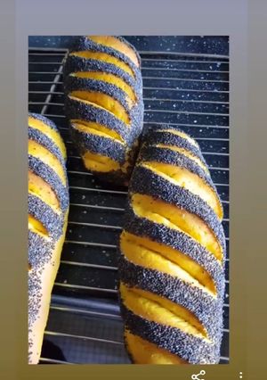 Une photo de -Viennoise au curcuma/pavot-