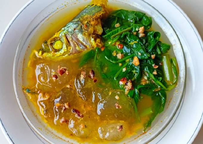 Resep 25. Kapurung Ikan Kuah Kuning - Resep Koki