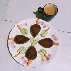 A picture of Vegetable Cutlet.