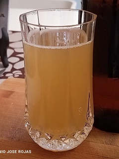 Una foto de Champú o Clara