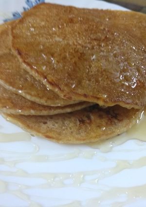 A picture of Jaggery and Wheat pancakes.