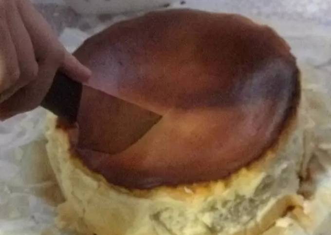 Sansebastian cheesecake