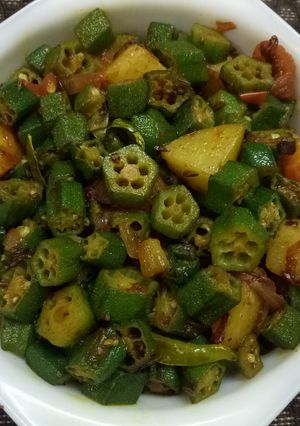 A picture of Aloo bhindi.
