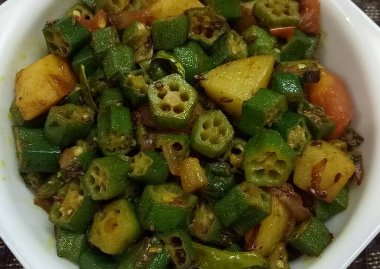 Recipe of Homemade Aloo bhindi