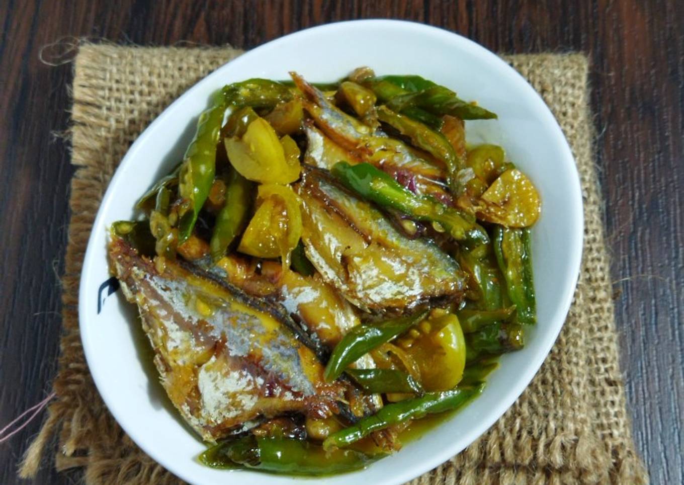 Tumis Tongkol cabe ijo (versi ikan asin)