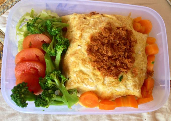 Resep Bekal makan siang nasi goreng selimut oleh Arfin