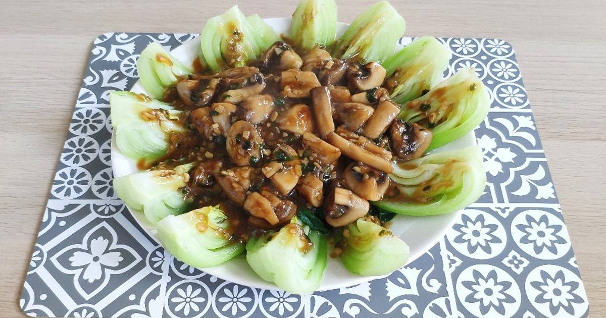 Resep Bok Choy and Mushrooms in Oyster Sauce 🥬🍄 oleh Ruth Kinsella