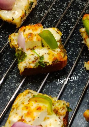 A picture of Open Cheesy Paneer Tikka Sandwich Bites !!.