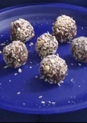 A picture of Healthy Immunity booster Protein balls.
