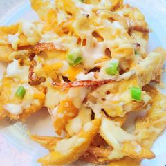 Chillie cheese fries A picture of Chillie cheese fries.