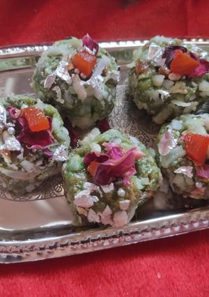 A picture of Kaju paan ball.